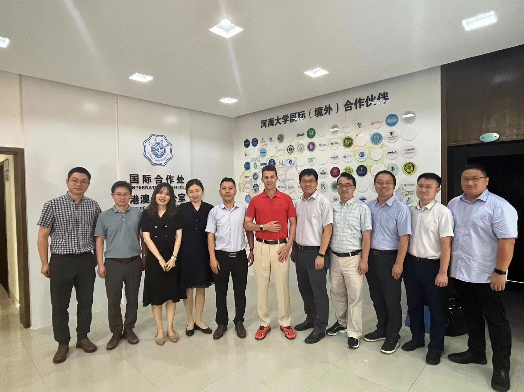 德国魏玛包豪斯大学副校长Timon Rabczuk院士一行访问我校